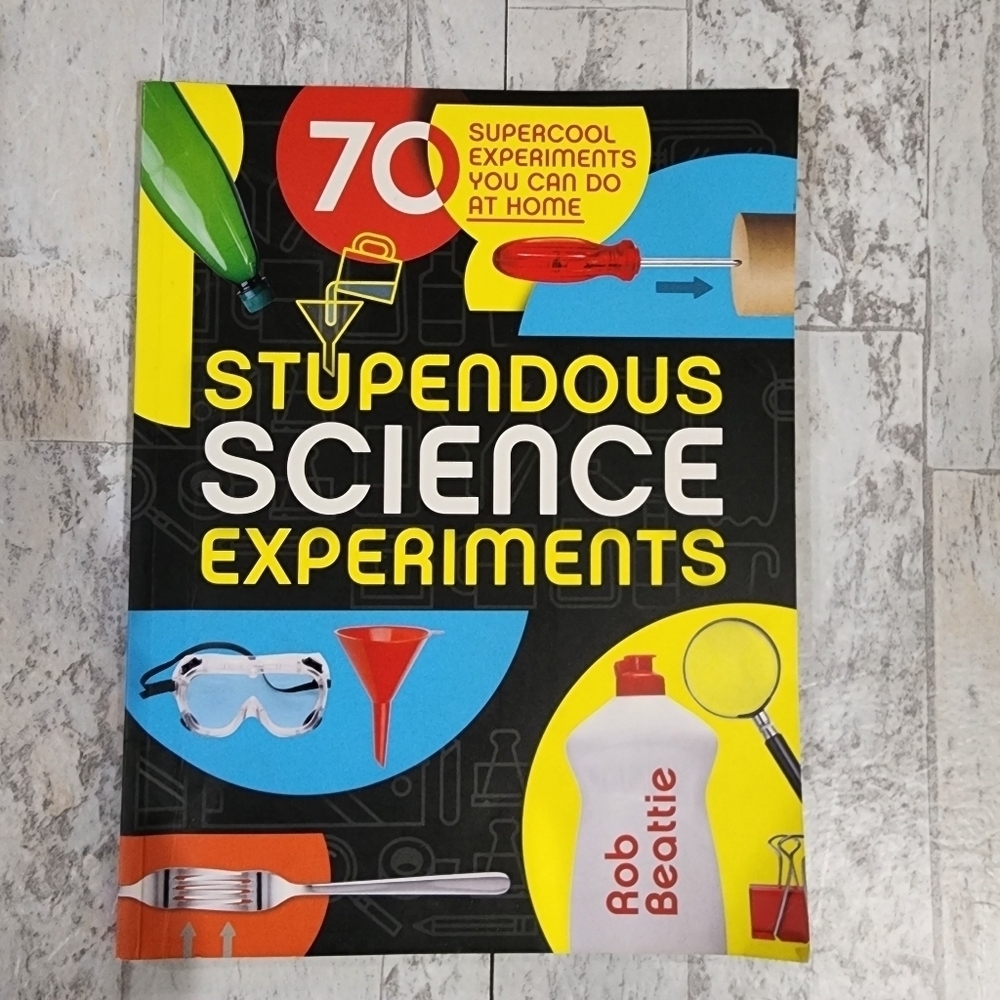 Stupendous Science Experiments Book